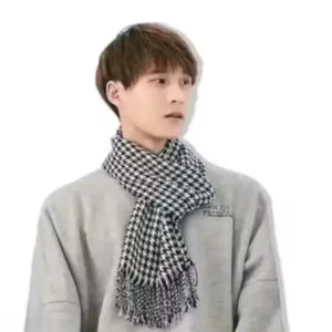 Cozy Warm Wool Muffler for Men and Women – Checked Pattern ( default, Standard )